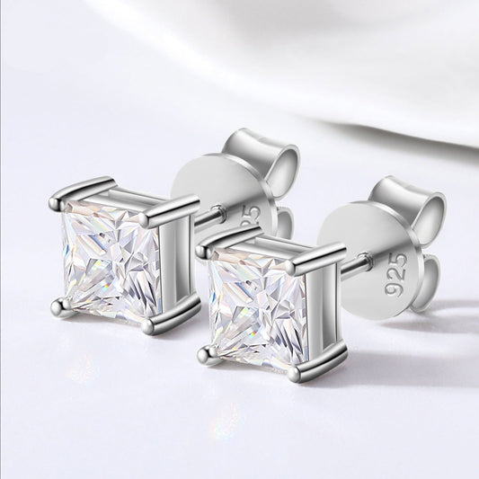 Solitaire Stud Earrings Princess Cut - VVS Moissanite 18k Gold Vermeil